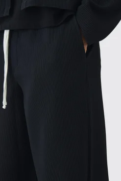 Elastic Waist Baggy Fit Contrast Drawcord Pleated Trouser | BoohooMAN UK