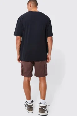 Elasticated Relaxed Cargo Short With Tab | BoohooMAN UK