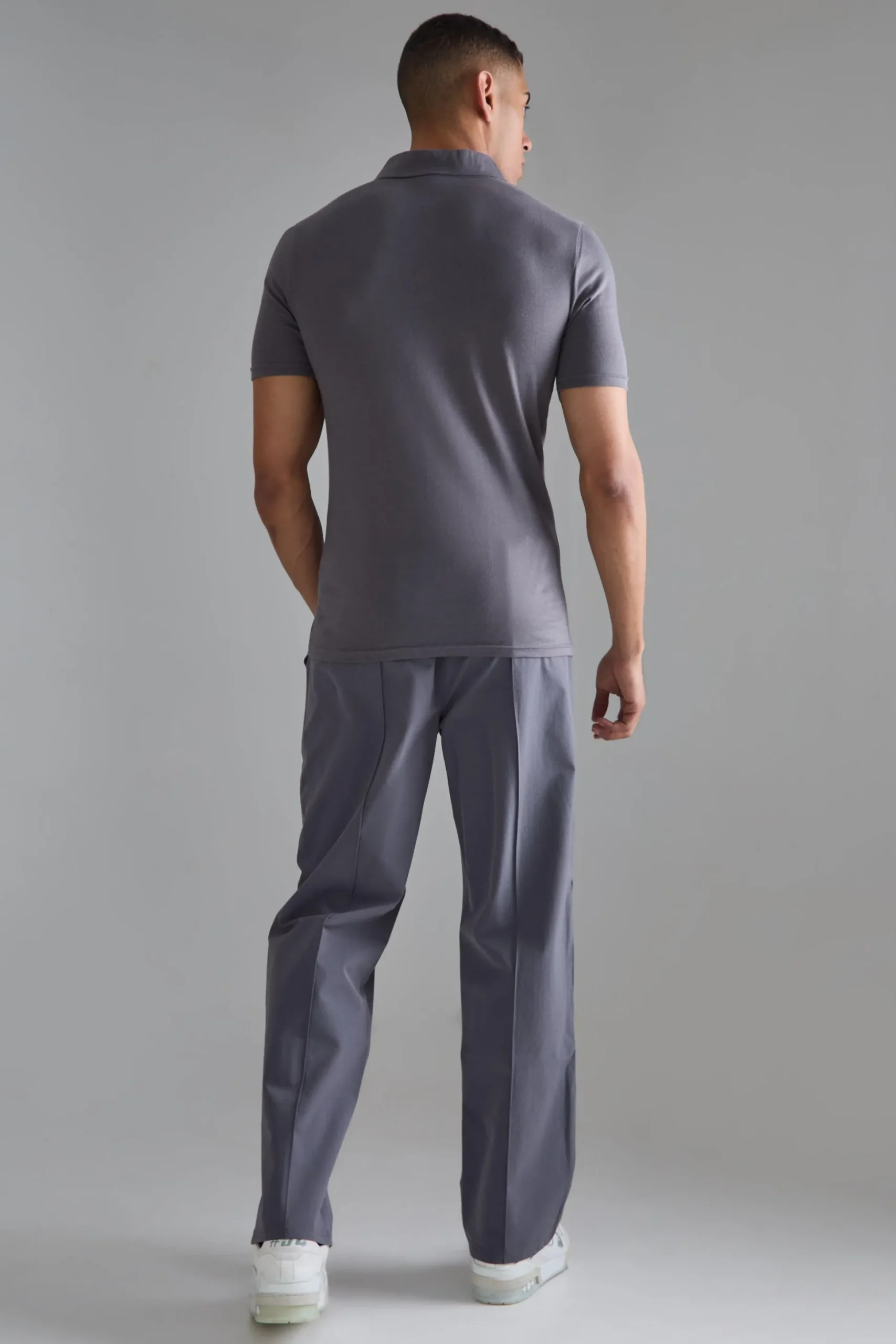 Elasticated Technical Stretch Relaxed Pintuck Trouser | BoohooMAN UK