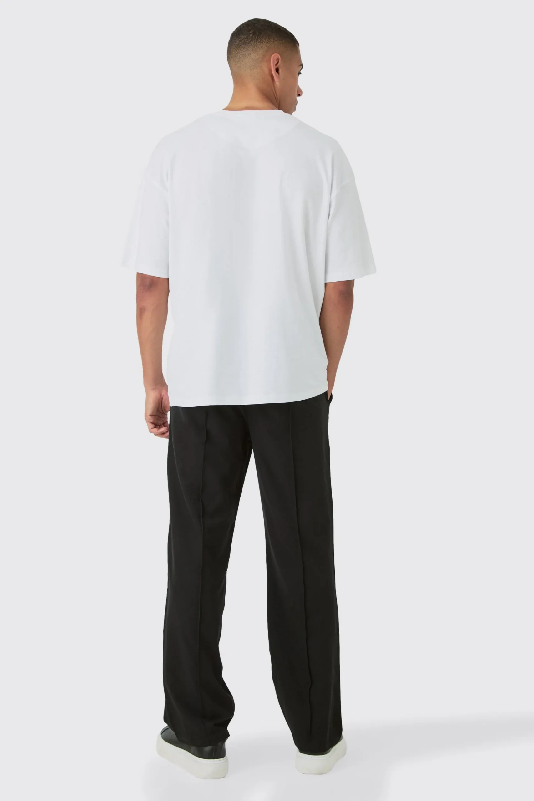 Elasticated Technical Stretch Relaxed Pintuck Trouser | BoohooMAN UK
