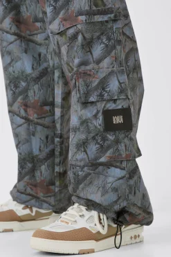 Elasticated Waist Camo Cargo Trousers | BoohooMAN UK