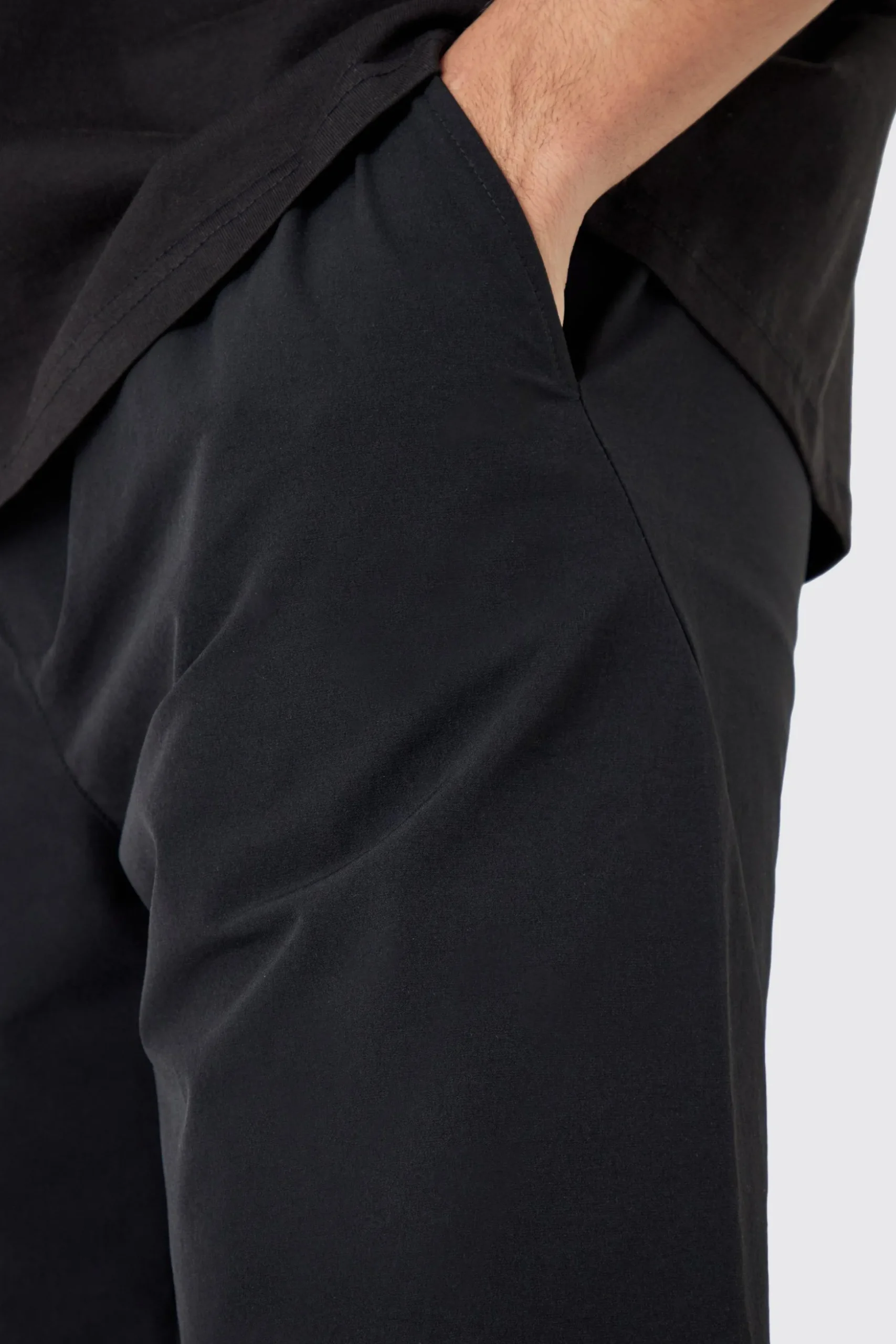 Elasticated Waist Comfort Technical Stretch Short | BoohooMAN UK
