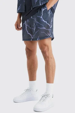 Elasticated Waist Mesh Scuba Graphic Shorts | BoohooMAN UK
