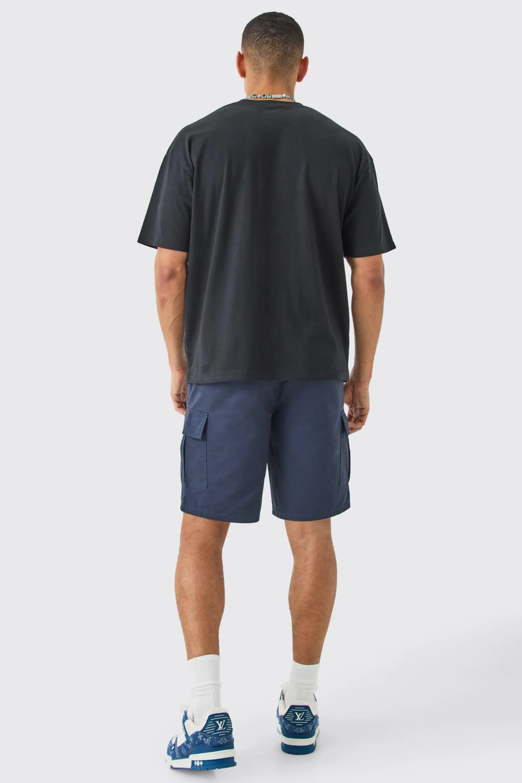 Elasticated Waist Navy Relaxed Fit Cargo Shorts | BoohooMAN UK