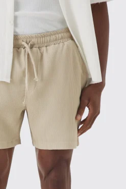 Elasticated Waist Pleated Drawcord Shorts | BoohooMAN UK