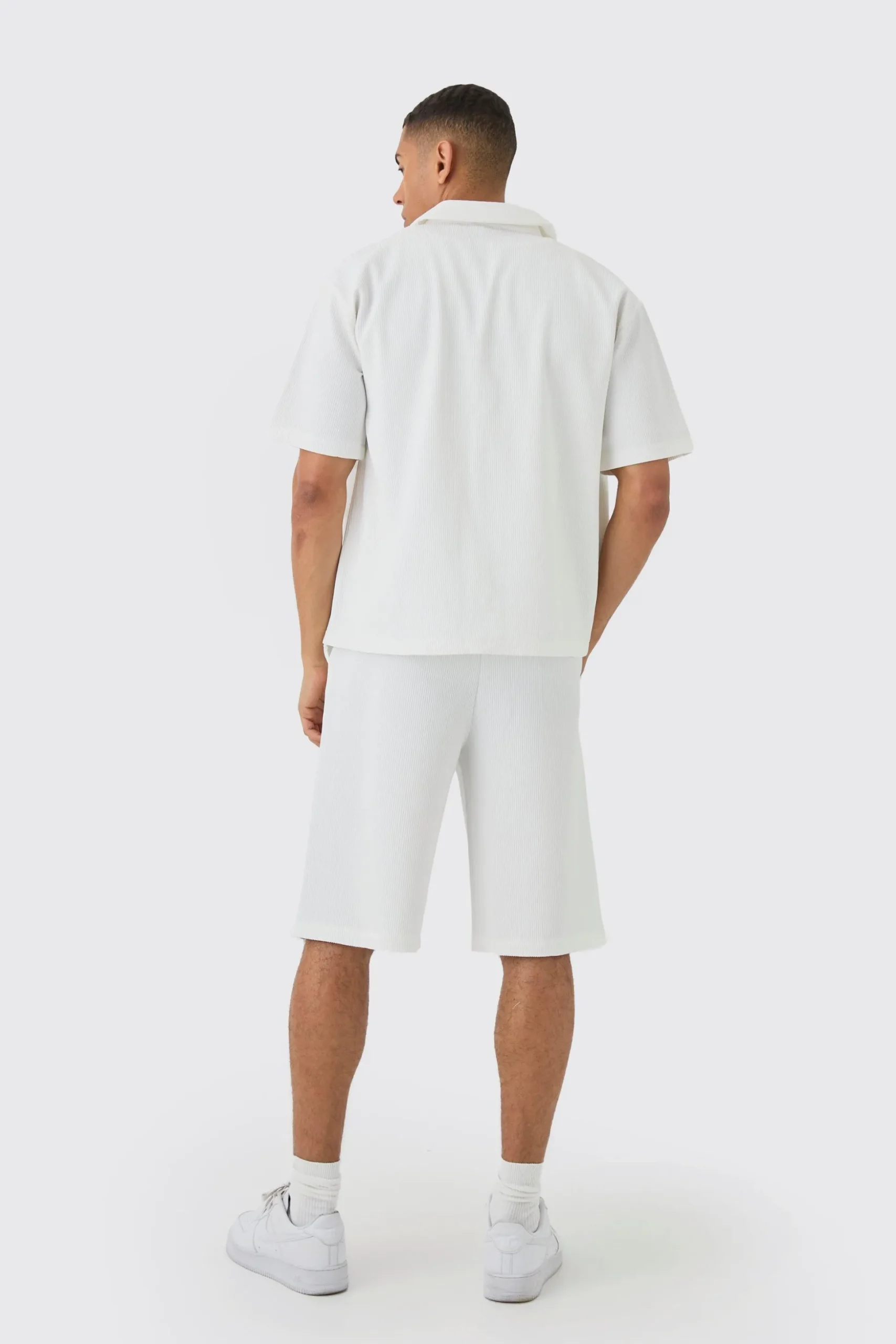 Elasticated Waist Pleated Jorts | BoohooMAN UK