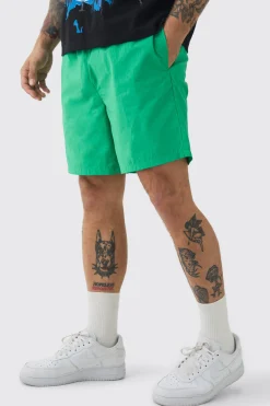 Elasticated Waist Relaxed Contrast Drawcord Shell Short Shorts | BoohooMAN UK