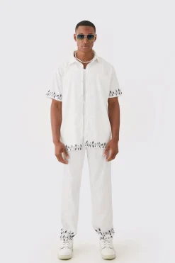 Elasticated Waist Satin Hem Detail Straight Trouser | BoohooMAN UK