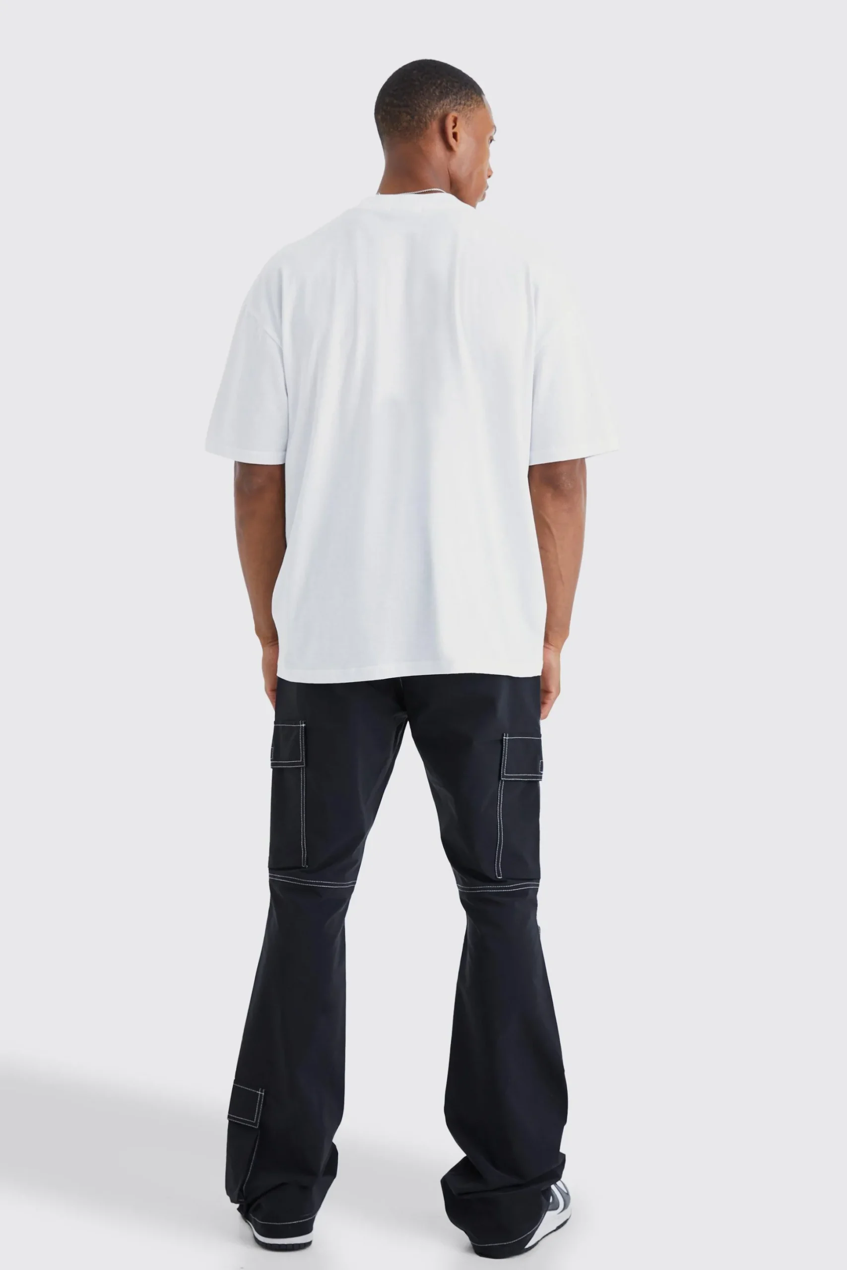 Elasticated Waist Slim Flare Contrast Stitch Cargo Trouser | BoohooMAN UK