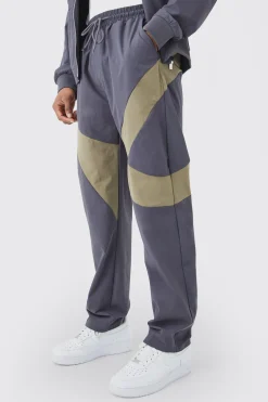Elasticated Waist Straight Technical Stretch Panel Trouser | BoohooMAN UK