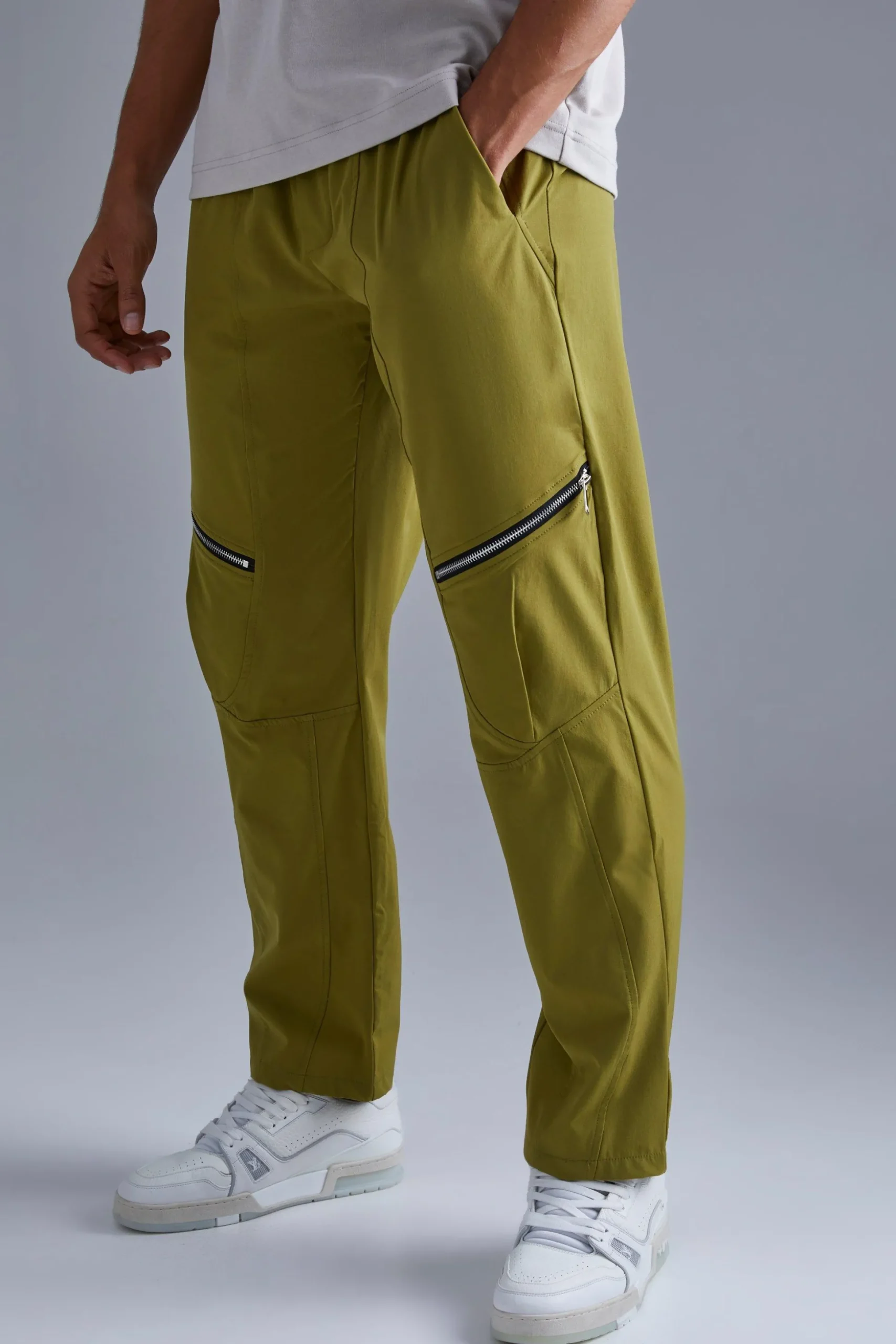 Elasticated Waist Straight Technical Stretch Panel Trouser | BoohooMAN UK