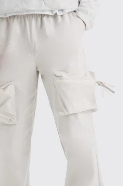 Elasticated Waist Straight Leg 3d Cargo Trousers | BoohooMAN UK
