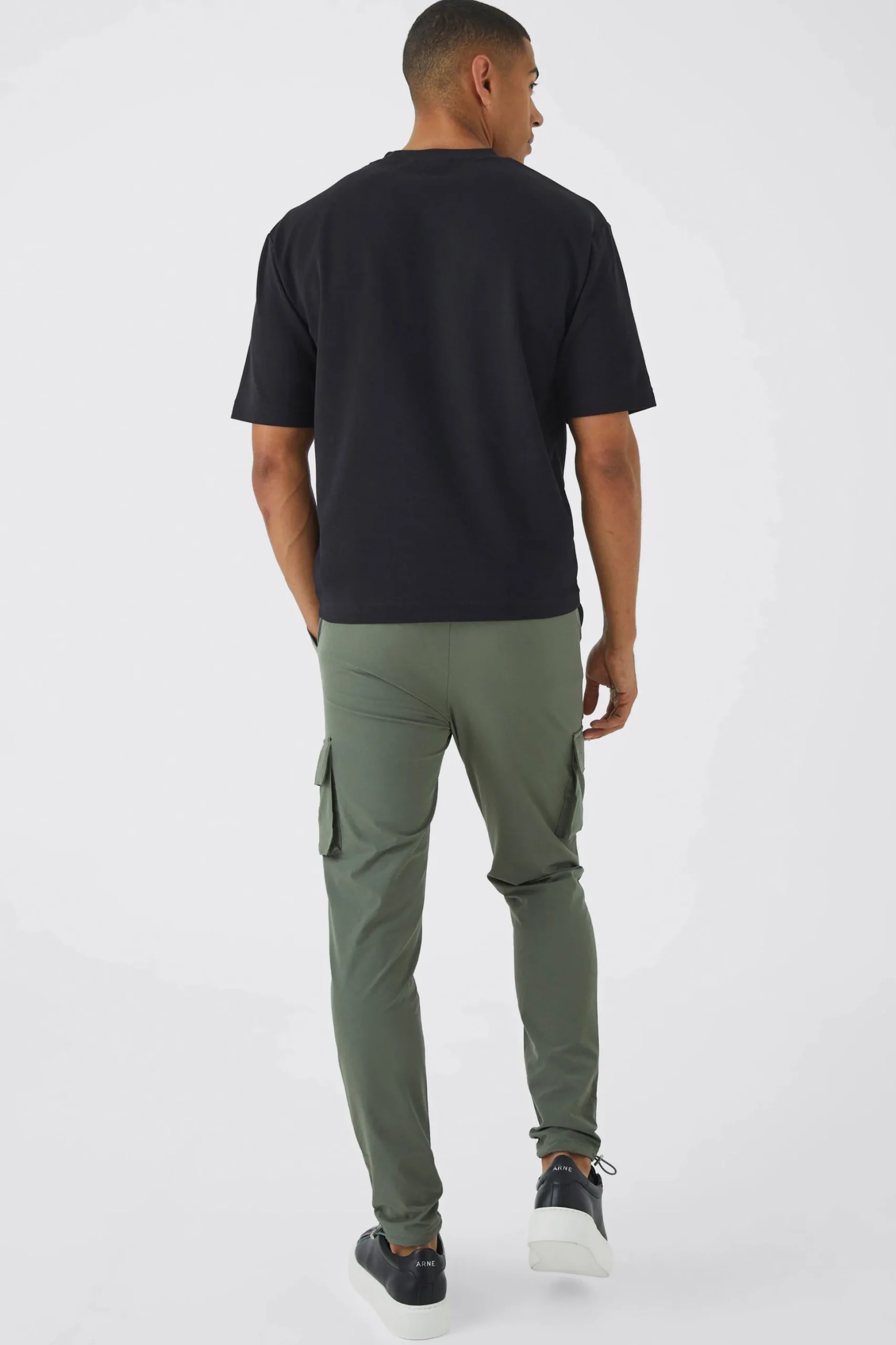 Elasticated Waist Technical Stretch Golf Skinny Cargo Trouser | BoohooMAN UK