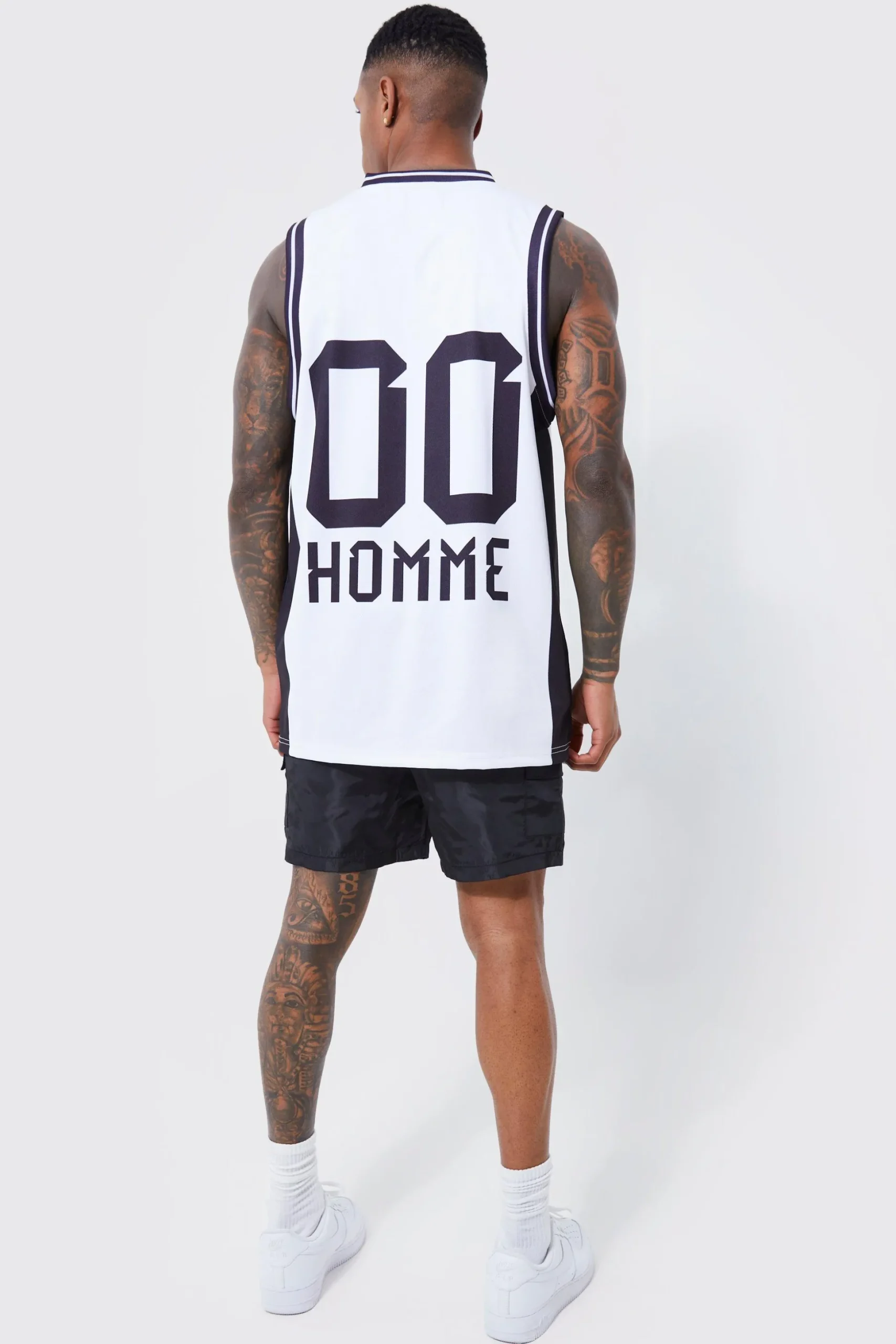 Elasticated Waist Toggle Cargo Short | BoohooMAN UK
