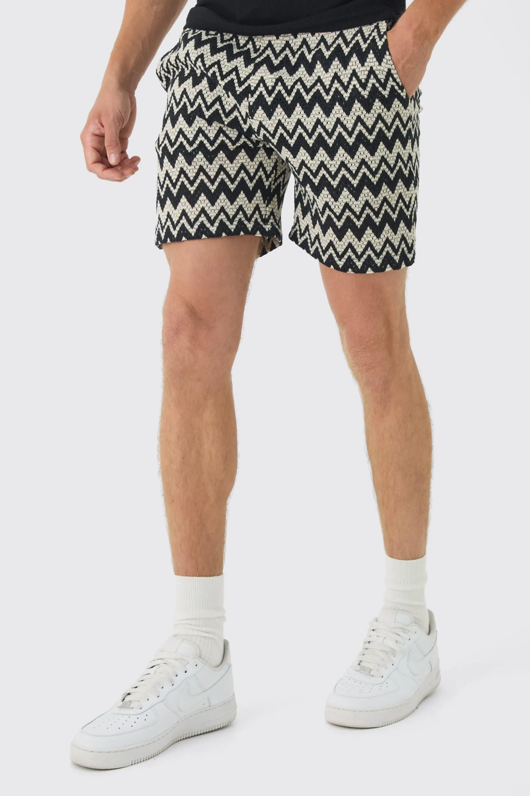 Elasticated Waist Zig Zag Crochet Shorts | BoohooMAN UK