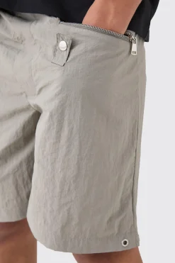 Elasticated Waist Zip Detail Relaxed Shell Short | BoohooMAN UK