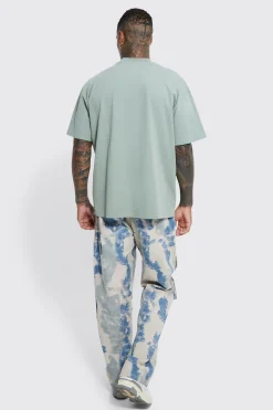 Fixed Relaxed Stacked Camo Cargo Trouser | BoohooMAN UK