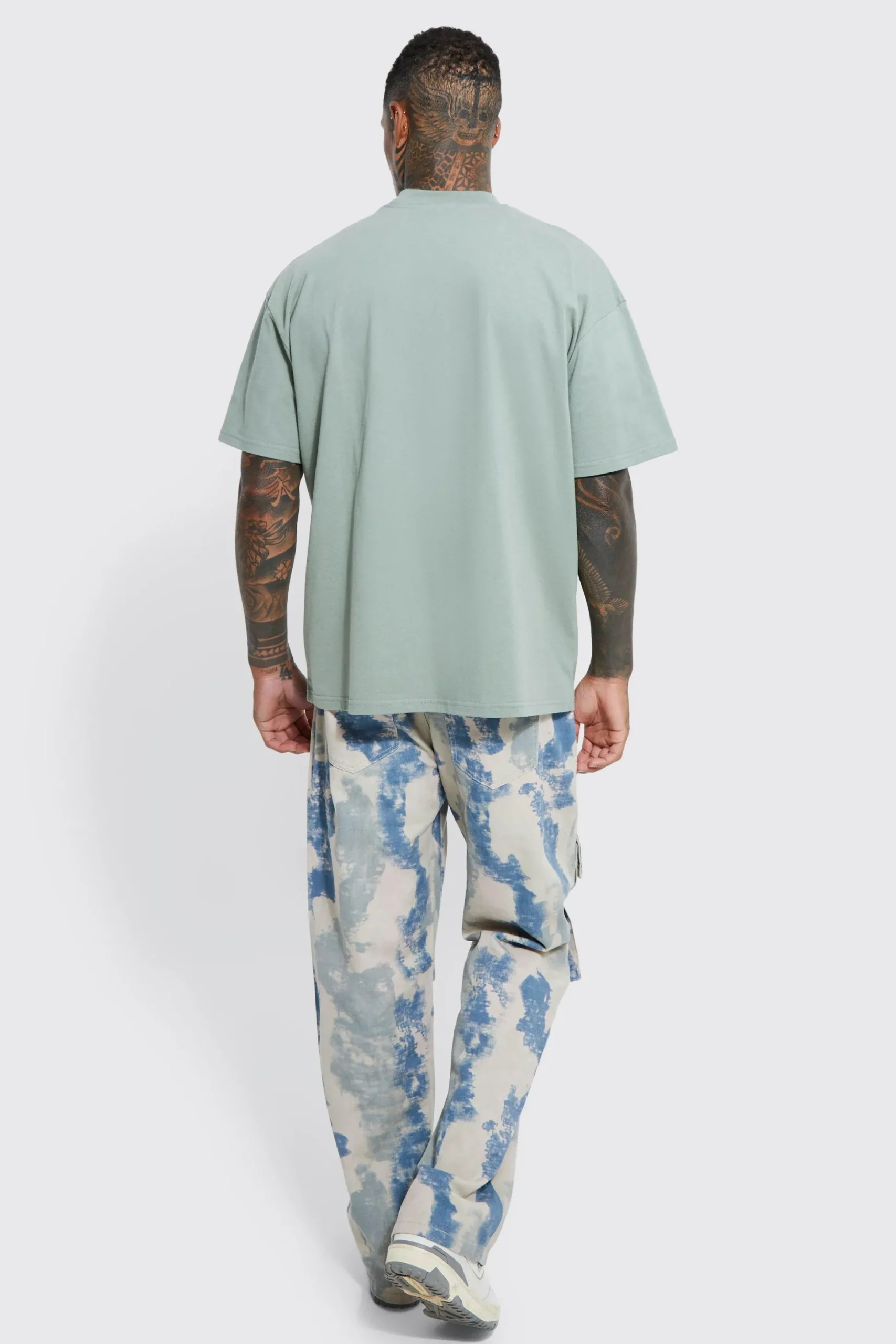 Fixed Relaxed Stacked Camo Cargo Trouser | BoohooMAN UK