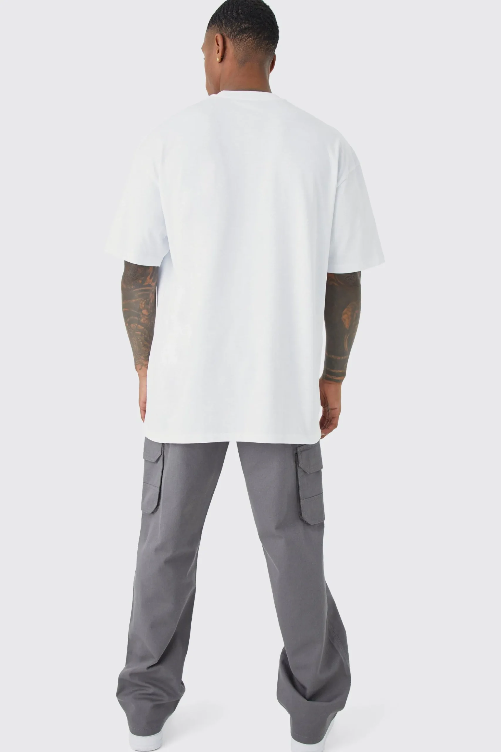 Fixed Ripstop Cargo Zip Trouser With Woven Tab | BoohooMAN UK