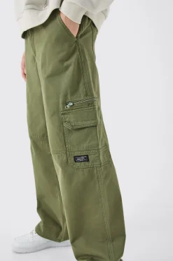 Fixed Waist Relaxed Cargo Trousers With Woven Tab | BoohooMAN UK