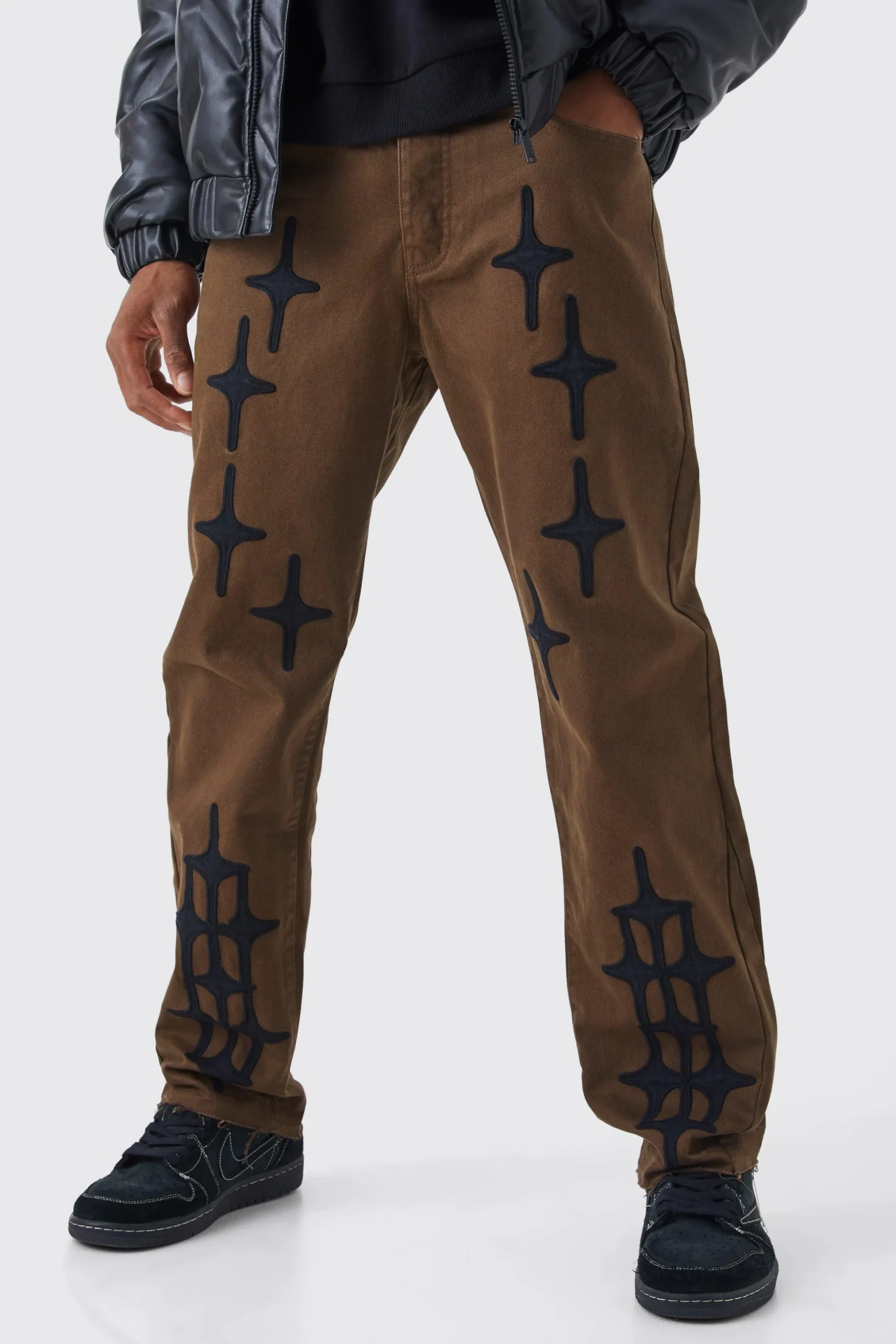 Fixed Waist Relaxed Gusset Applique Trouser | BoohooMAN UK