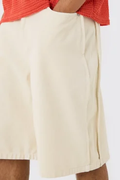 Fixed Waist Side Pintuck Parachute Shorts | BoohooMAN UK