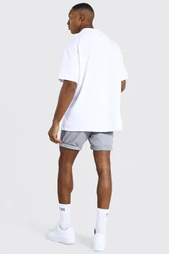 Fixed Waist Stretch Slim Chino Short | BoohooMAN UK