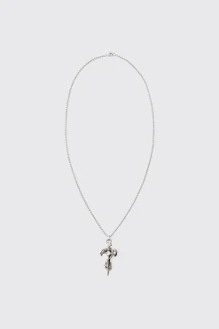 Gothic Cross Pendant Necklace In Silver | BoohooMAN UK