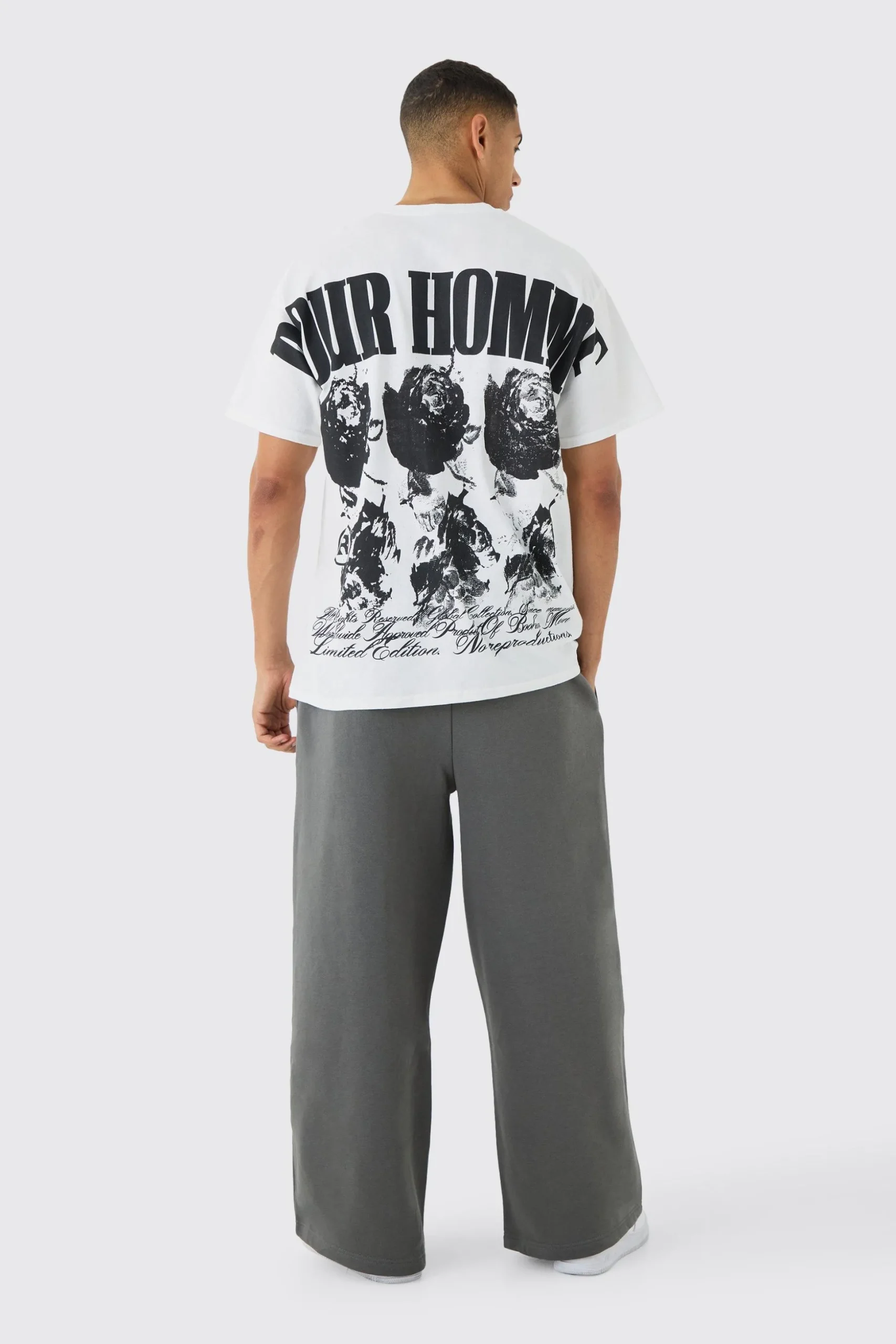 330GSM Extreme Wide Leg Basic Jogger | BoohooMAN UK