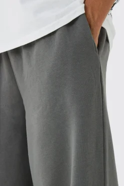 330GSM Extreme Wide Leg Basic Jogger | BoohooMAN UK