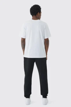 330GSM Man Signature Regular Fit Jogger | BoohooMAN UK