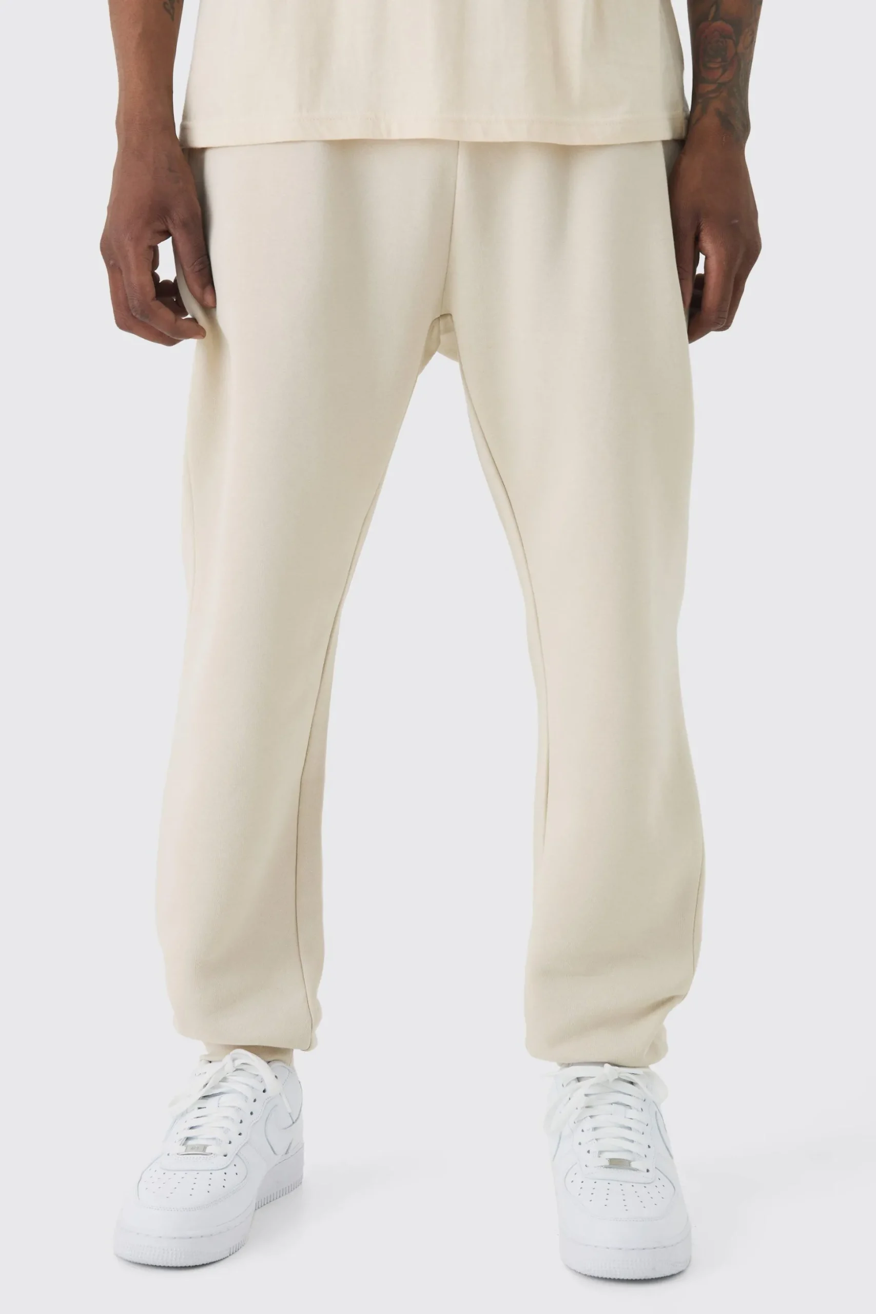 330GSM Regular Fit Basic Jogger | BoohooMAN UK