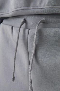 330GSM Slim Fit Basic Jogger | BoohooMAN UK