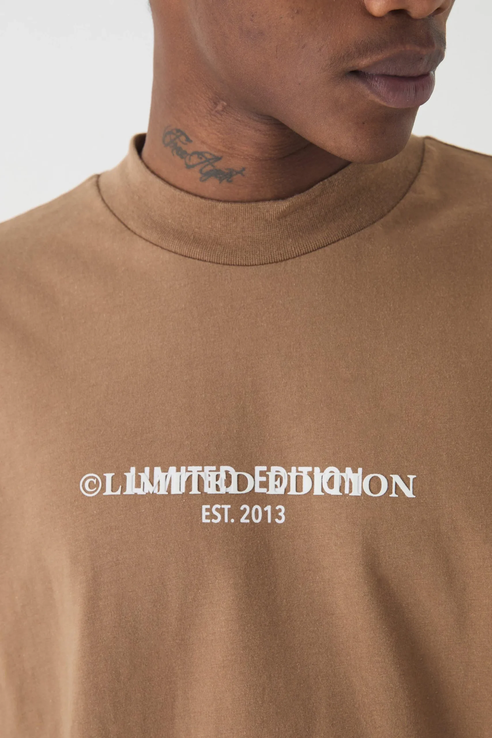 Heavyweight Limited Oversized T-shirt | BoohooMAN UK