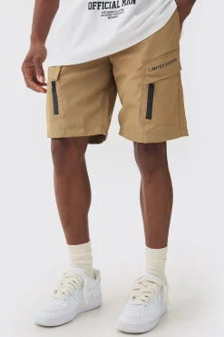 Limited Edition Nylon Elastic Waist Cargo Shorts | BoohooMAN UK