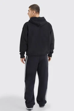 Limited Oversized Heavyweight Hoodie | BoohooMAN UK