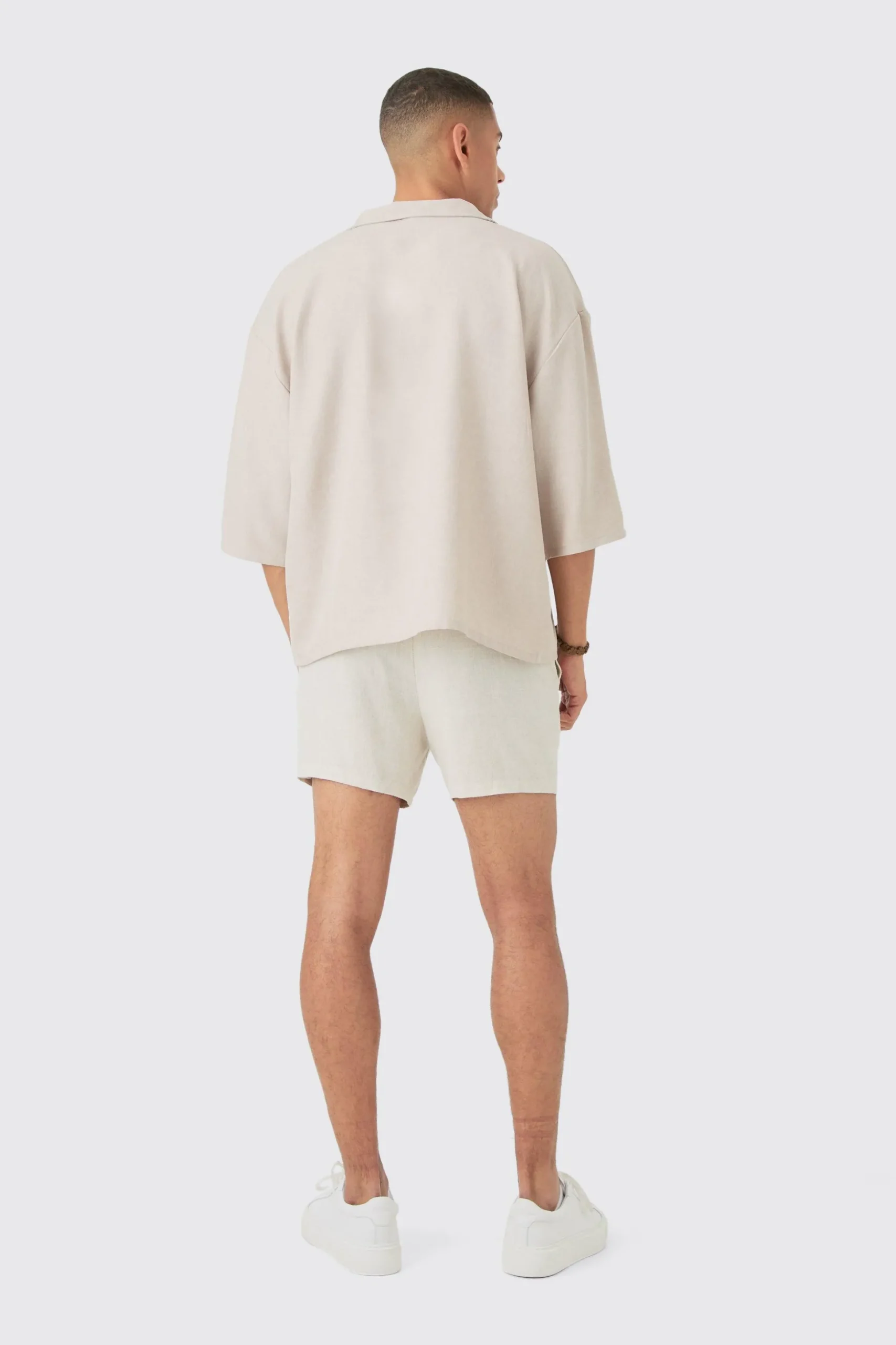 Linen V-neck Oversized Shirt | BoohooMAN UK