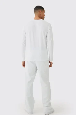 Long Sleeve Crew Neck T-shirt | BoohooMAN UK