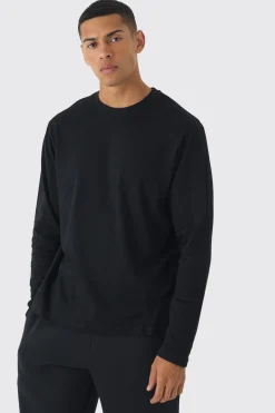 Long Sleeve Crew Neck T-shirt | BoohooMAN UK