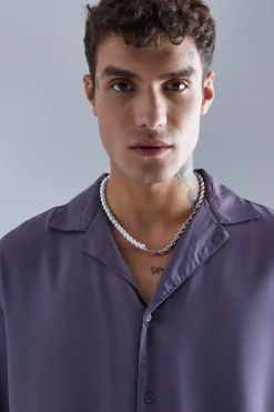 Long Sleeve Drop Revere Sateen Look Shirt | BoohooMAN UK