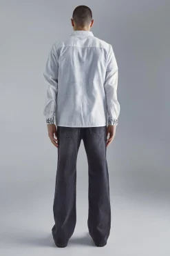 Long Sleeve Poplin Vine Embroidery Shirt | BoohooMAN UK