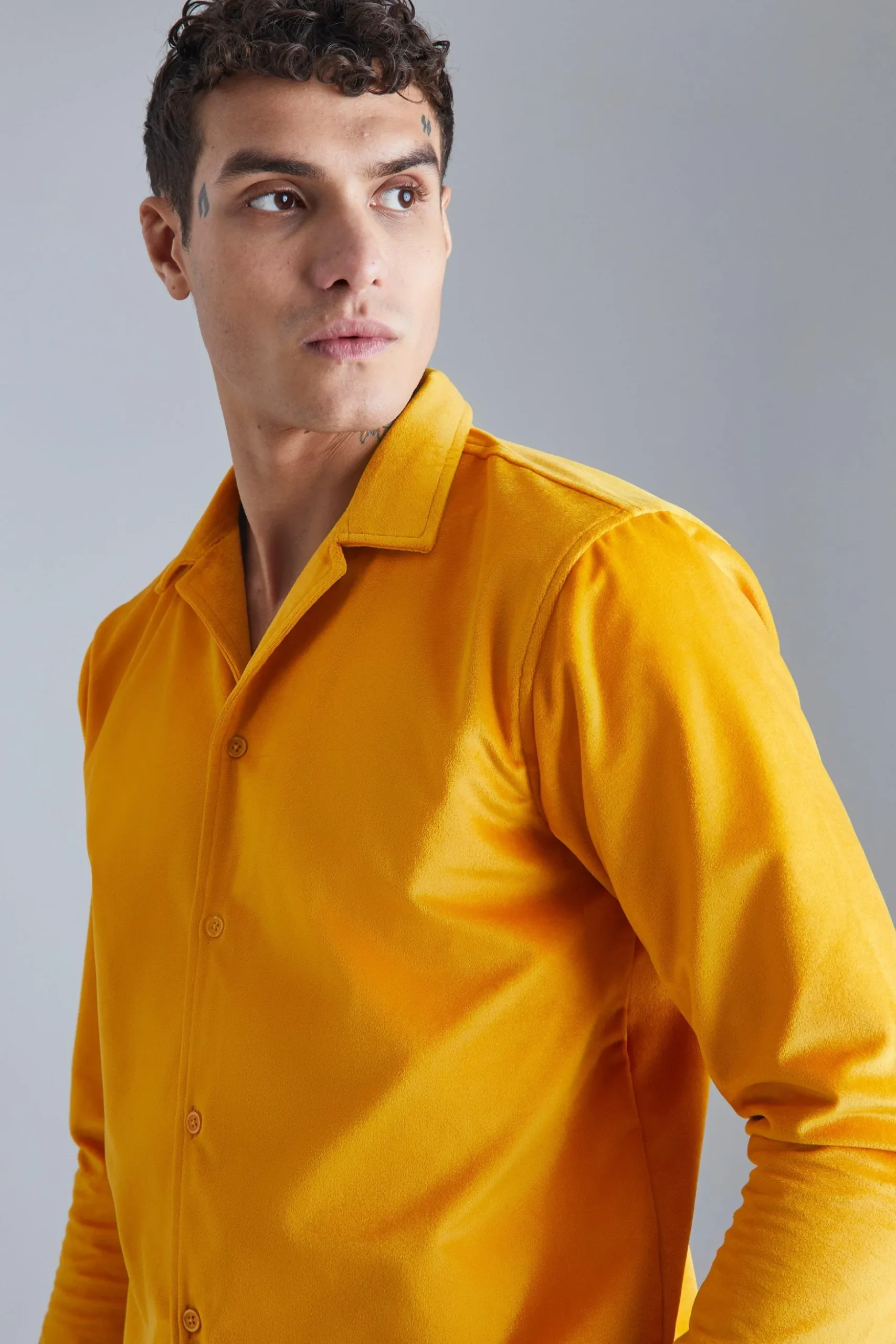 Long Sleeve Velour Revere Shirt | BoohooMAN UK