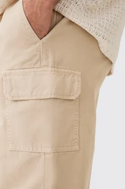 Longer Length Relaxed Fit Elasticated Waist Cargo Shorts | BoohooMAN UK