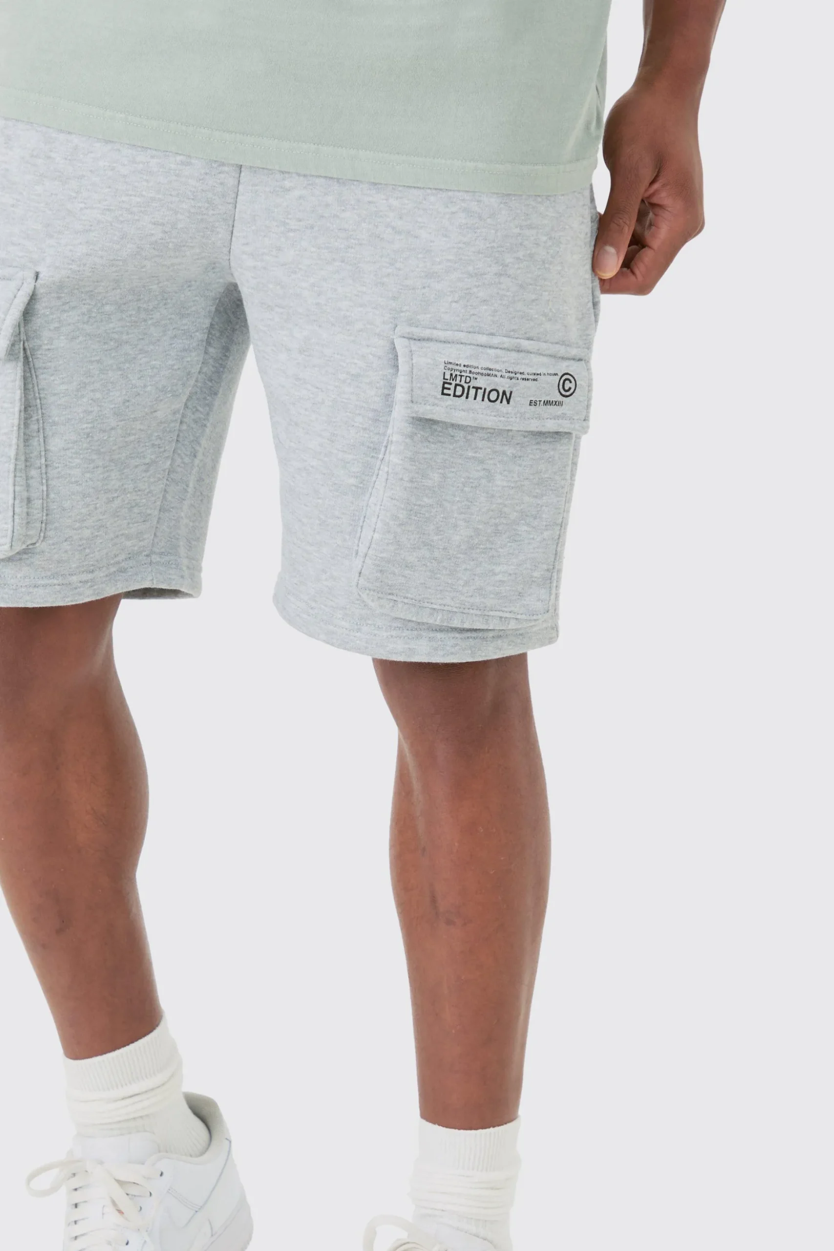 Loose Fit Cargo Shorts | BoohooMAN UK