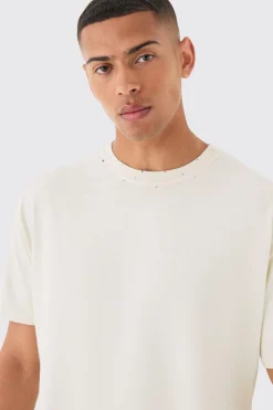 Loose Fit Distressed Wash T-shirt | BoohooMAN UK