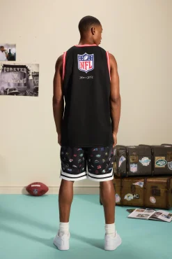 Loose Fit Mesh Nfl Tape Hem Short | BoohooMAN UK