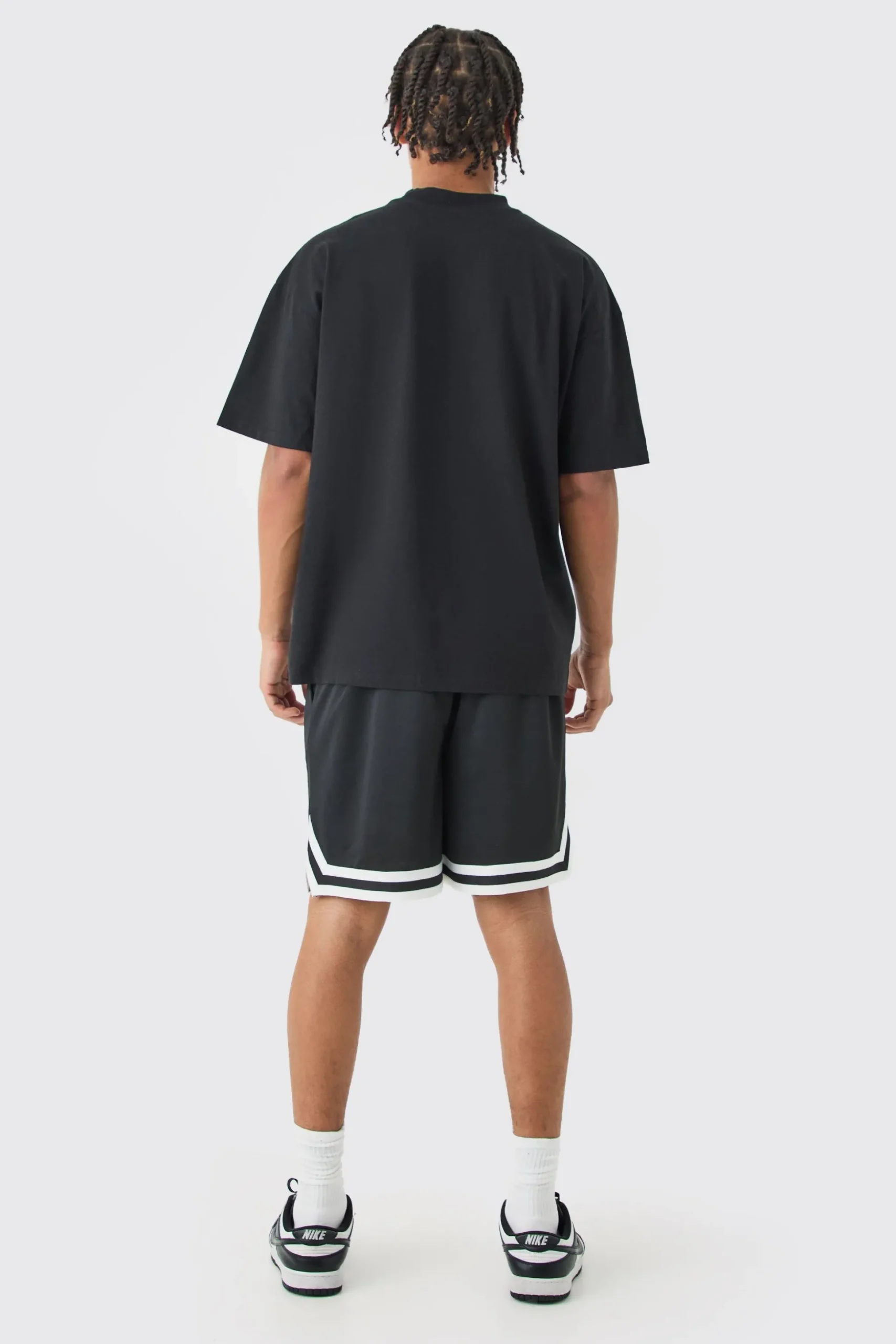 Loose Fit Mesh Short Length Basketball Short | BoohooMAN UK