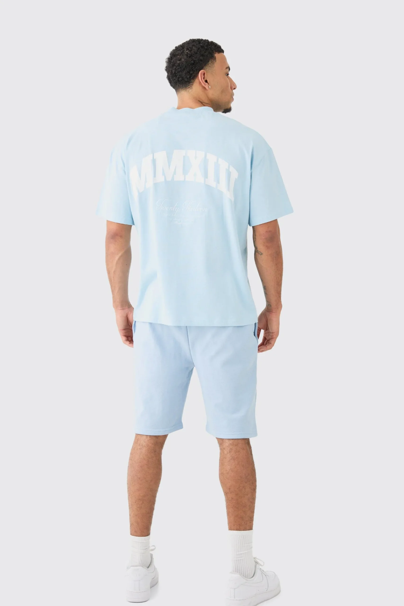 Loose Fit Mid Length Heavyweight Short | BoohooMAN UK