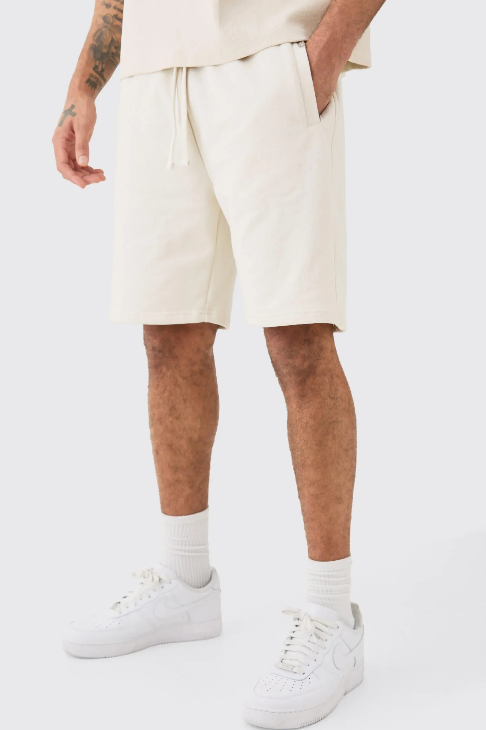 Loose Fit Mid Length Heavyweight Short | BoohooMAN UK