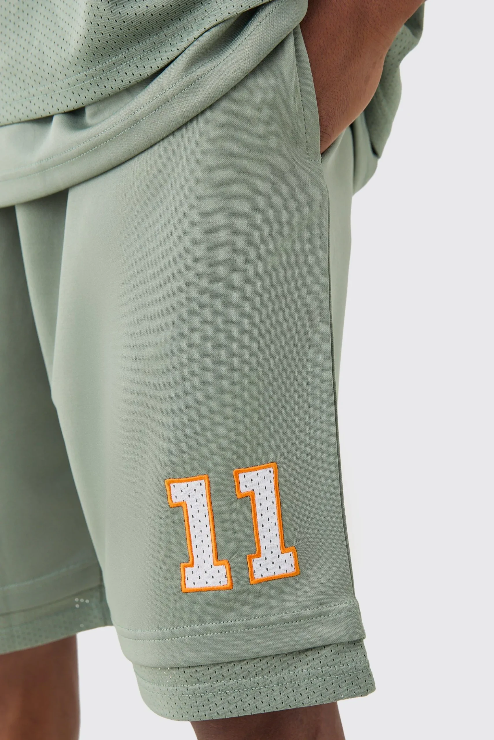 Loose Fit Satin Mesh Basketball Shorts | BoohooMAN UK